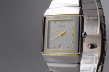 [Quasi come nuovo] Orologio da